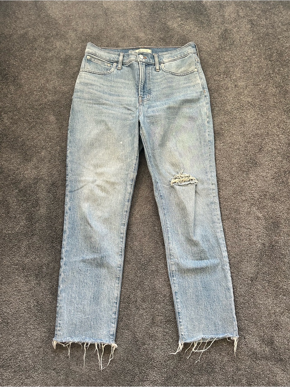 Women’s Madewell perfect vintage crop jeans.
